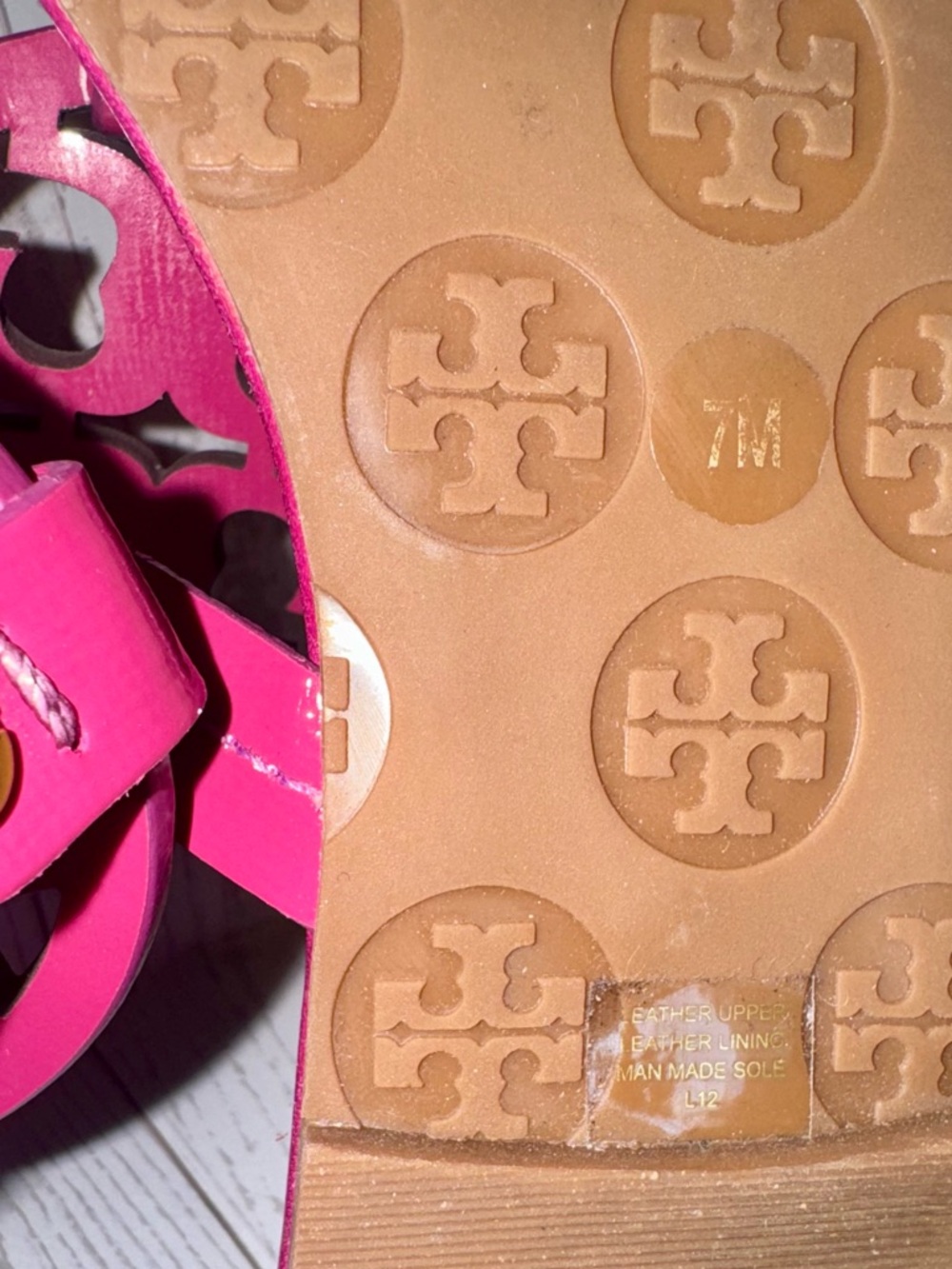 Tory Burch Miller Saffiano Patent Sandal - Party Fuschia - size 7 - Picture 8 of 14